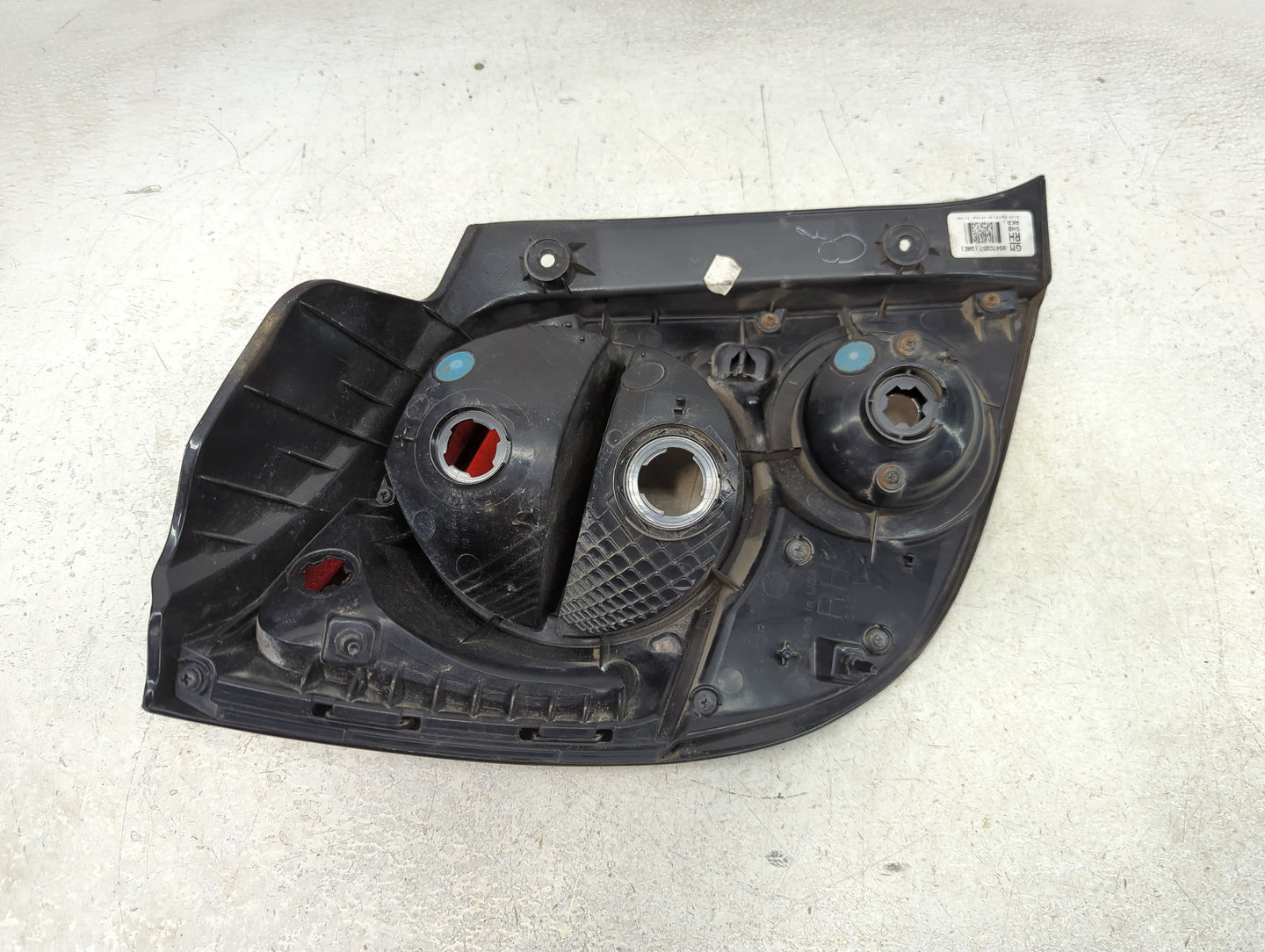 2012-2016 Chevrolet Sonic Tail Light Assembly Passenger Right OEM Fits Fits 2012 2013 2014 2015 2016 OEM Used Auto Parts - O