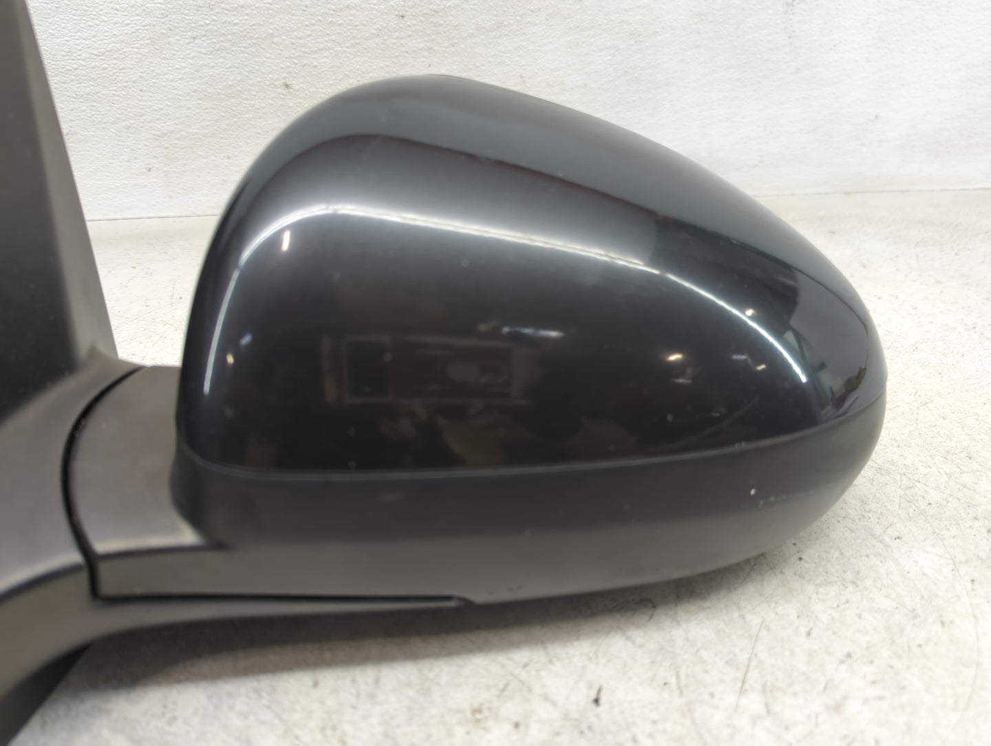 2013-2014 Chevrolet Sonic Driver Side View Mirror - Left Door Mirror OEM Used - Oemusedautoparts1.com