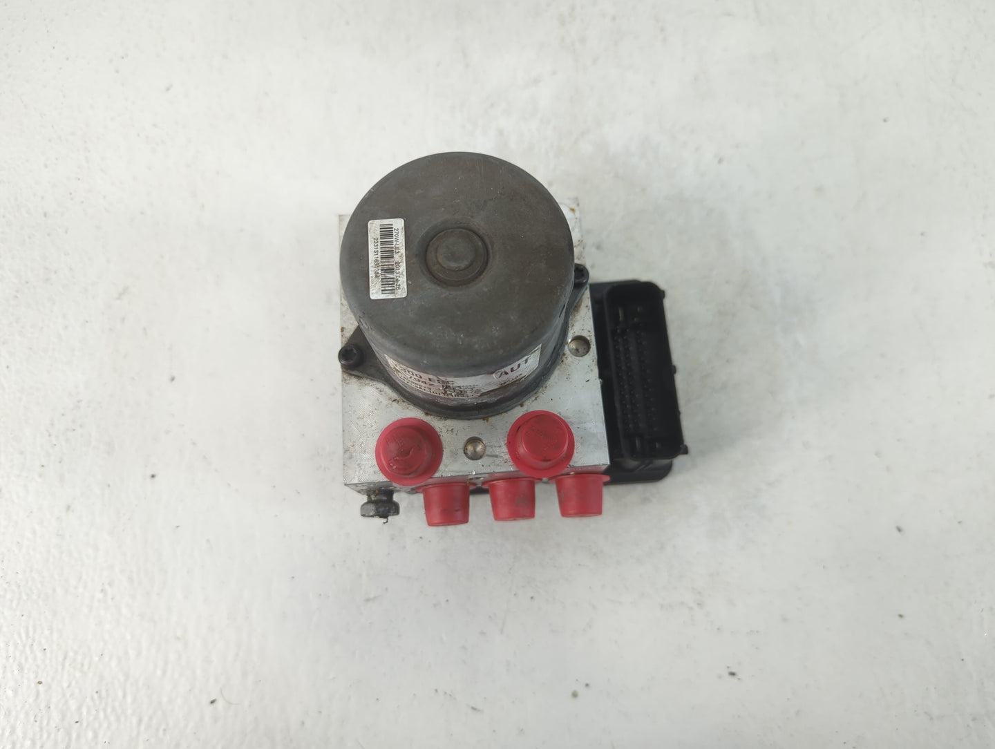 2014 Chevrolet Sonic ABS Pump Control Module Replacement P/N:95317942 Fits OEM Used Auto Parts - Oemusedautoparts1.com
