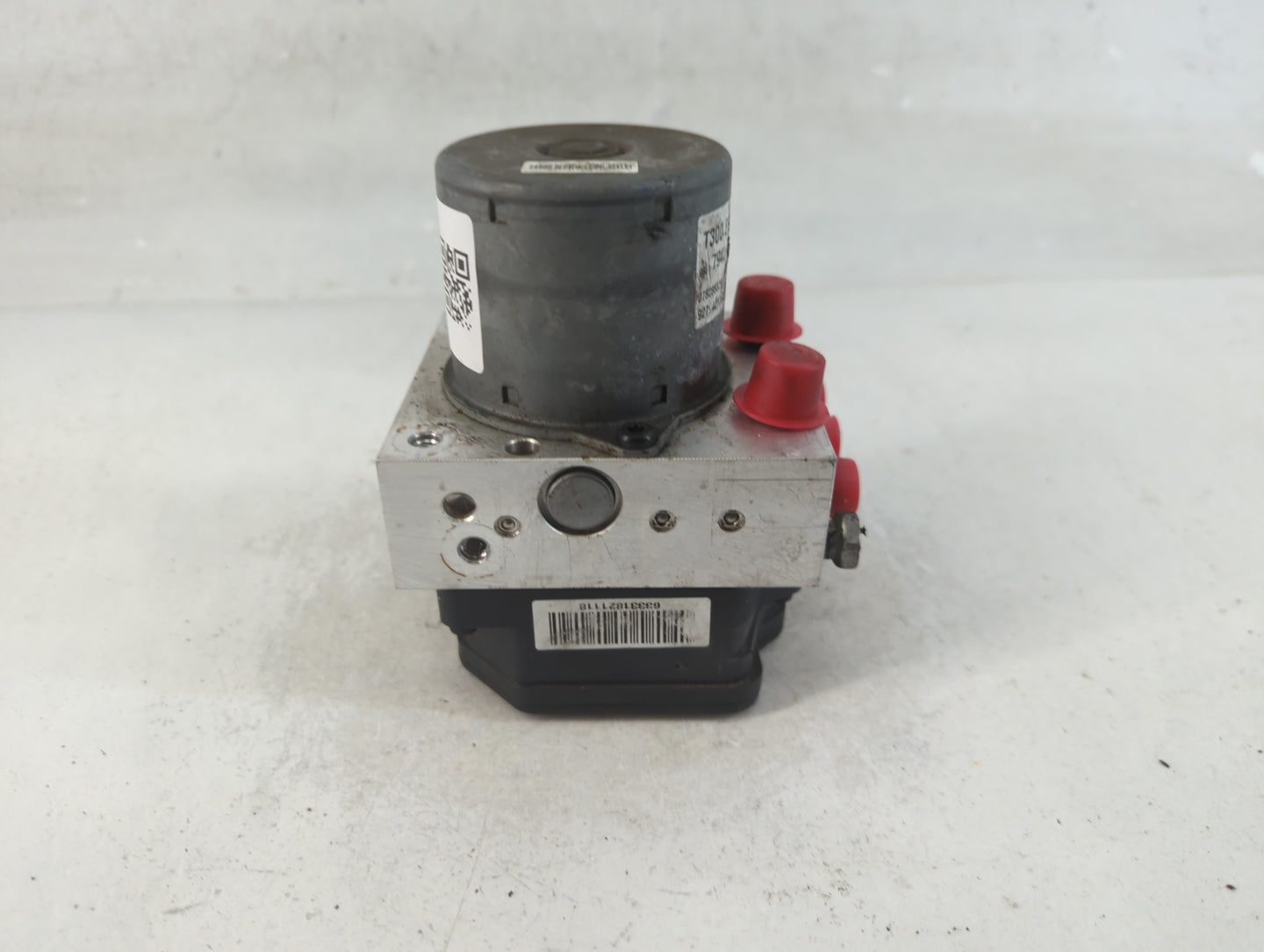 2014 Chevrolet Sonic ABS Pump Control Module Replacement P/N:95317942 Fits OEM Used Auto Parts - Oemusedautoparts1.com