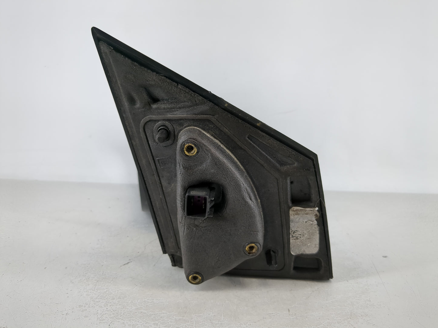 2013-2014 Chevrolet Sonic Passenger Right Side View Manual Door Mirror - Oemusedautoparts1.com