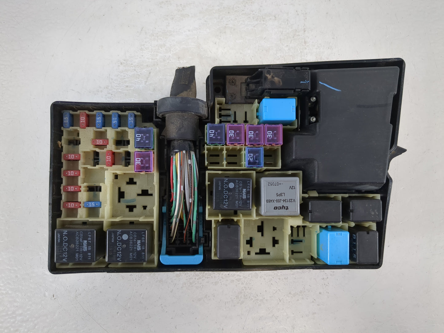 2014 Chevrolet Spark Fusebox Fuse Box Panel Relay Module P/N:518818109 Fits OEM Used Auto Parts - Oemusedautoparts1.com