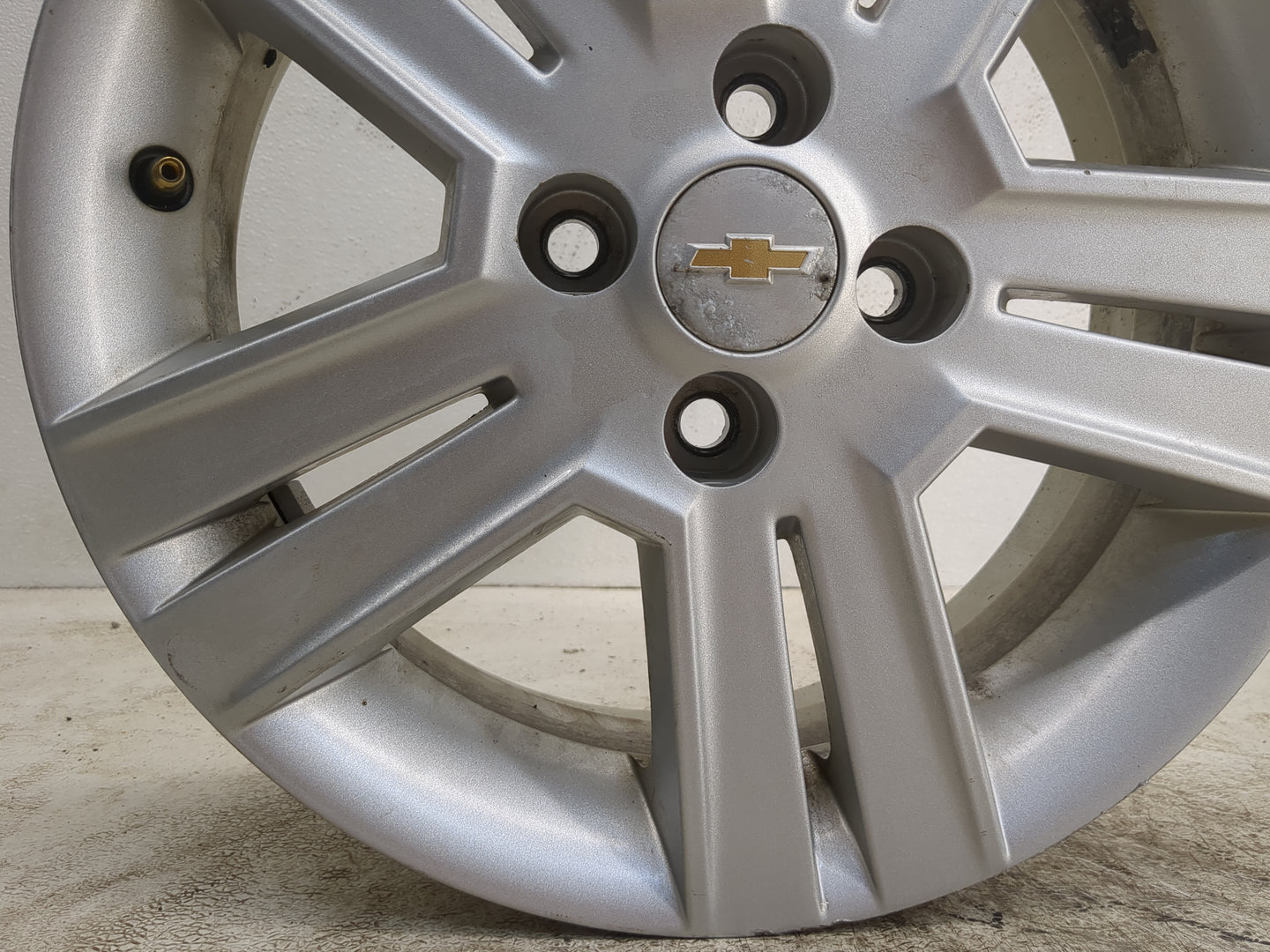 2013-2015 Chevrolet Spark Oem Wheel Rim - Oemusedautoparts1.com