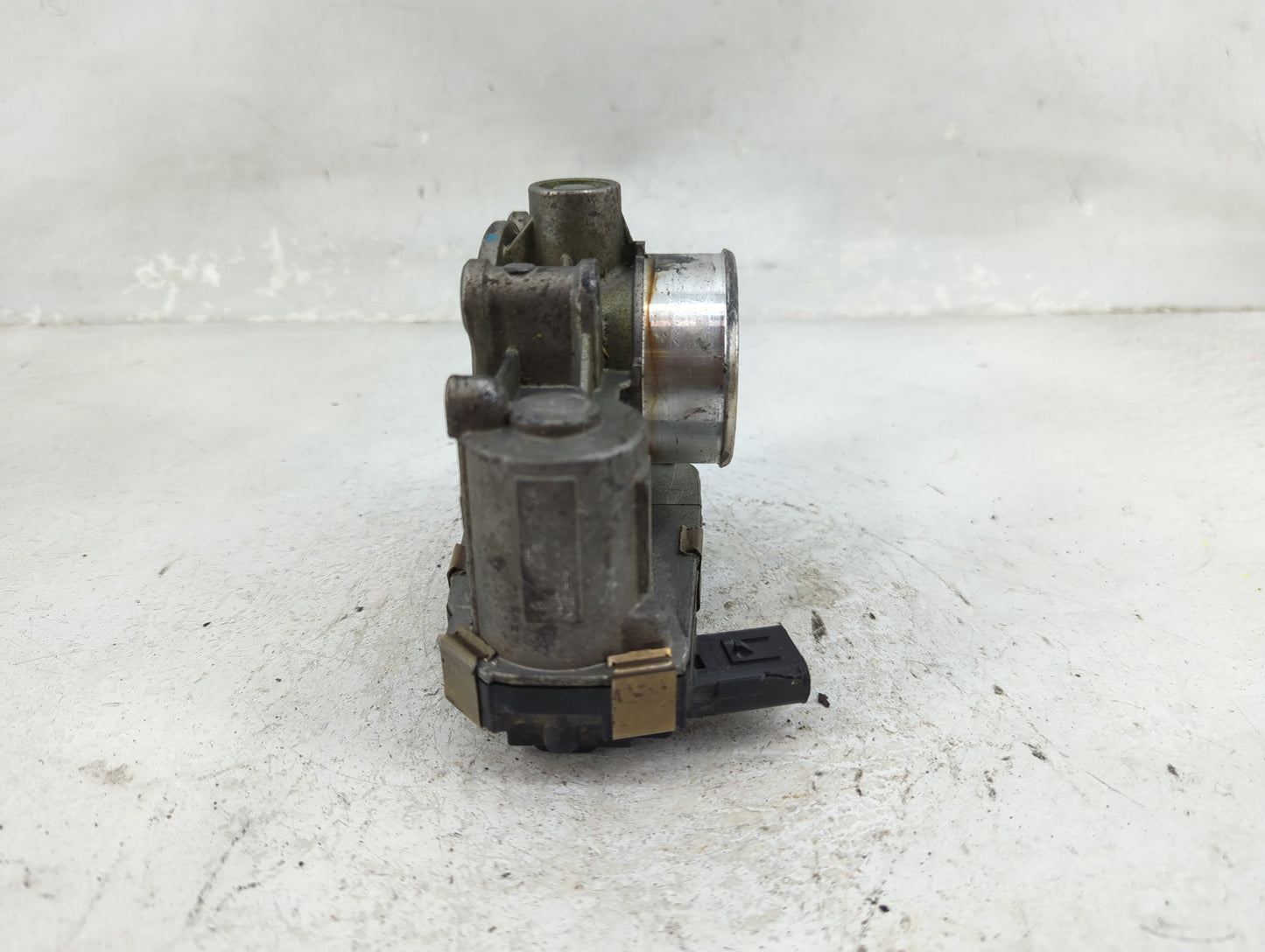 2013-2015 Chevrolet Spark Throttle Body Fits Fits 2013 2014 2015 OEM Used Auto Parts - Oemusedautoparts1.com