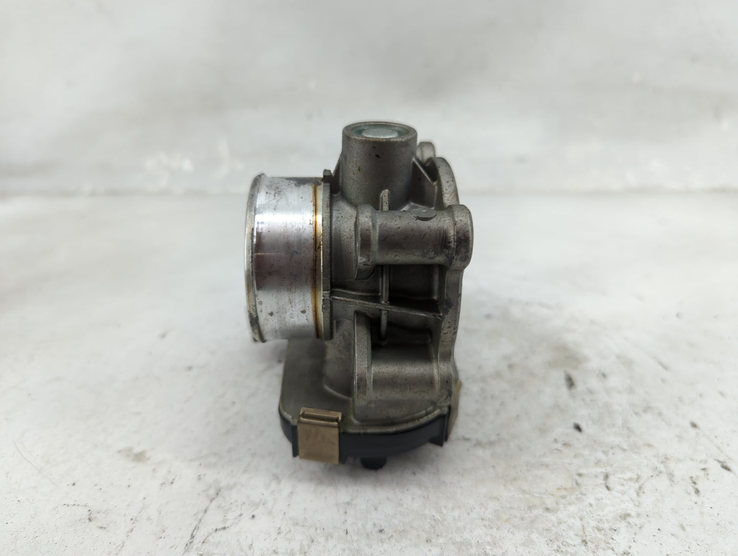 2013-2015 Chevrolet Spark Throttle Body Fits Fits 2013 2014 2015 OEM Used Auto Parts - Oemusedautoparts1.com