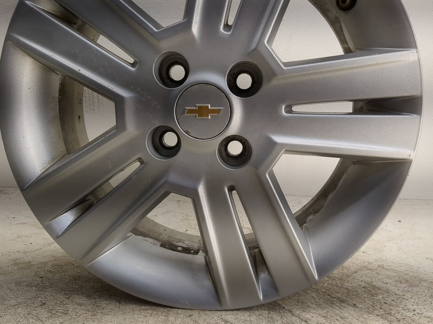 2013-2015 Chevrolet Spark Oem Wheel Rim - Oemusedautoparts1.com