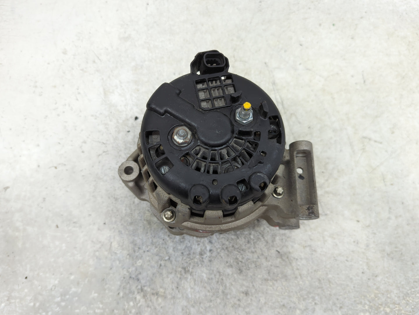 2014-2015 Chevrolet Spark Alternator Replacement Generator Charging Assembly Engine OEM Fits Fits 2014 2015 OEM Used Auto Pa