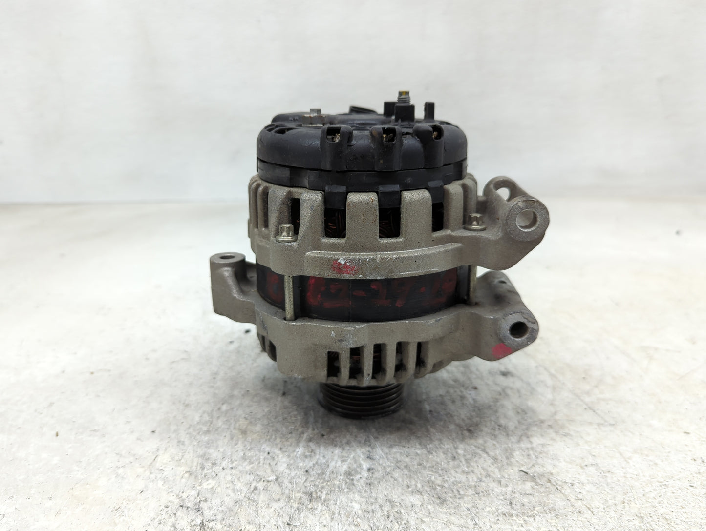 2014-2015 Chevrolet Spark Alternator Replacement Generator Charging Assembly Engine OEM Fits Fits 2014 2015 OEM Used Auto Pa