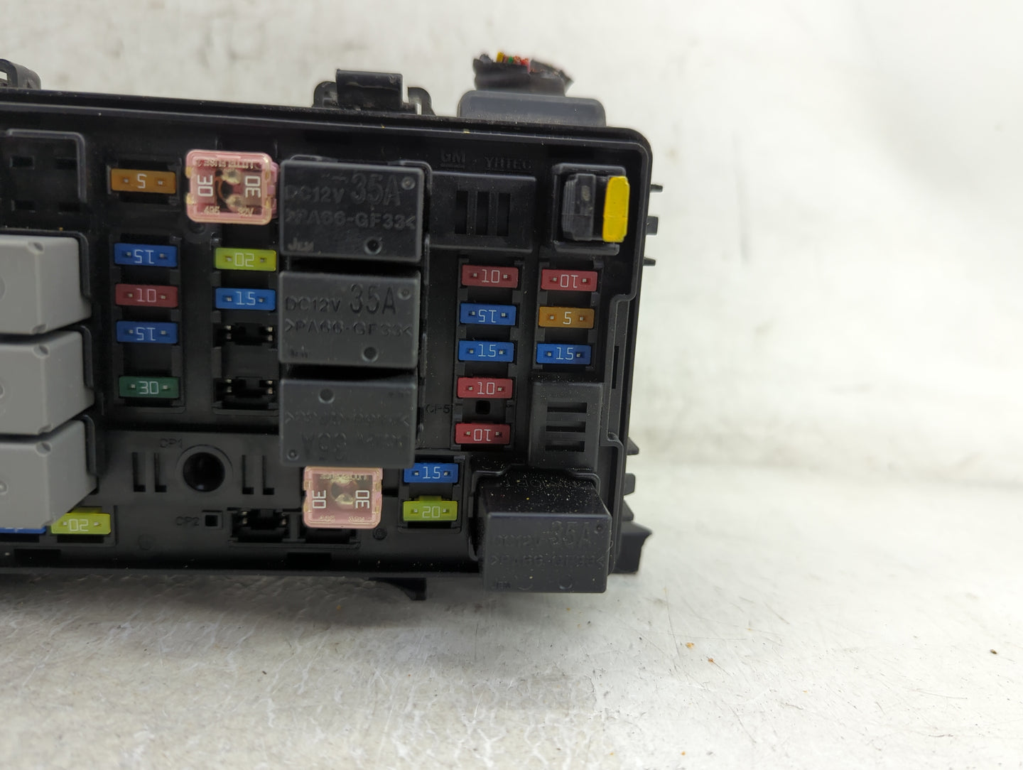 2014 Chevrolet Spark Fusebox Fuse Box Panel Relay Module P/N:95389023 Fits OEM Used Auto Parts - Oemusedautoparts1.com