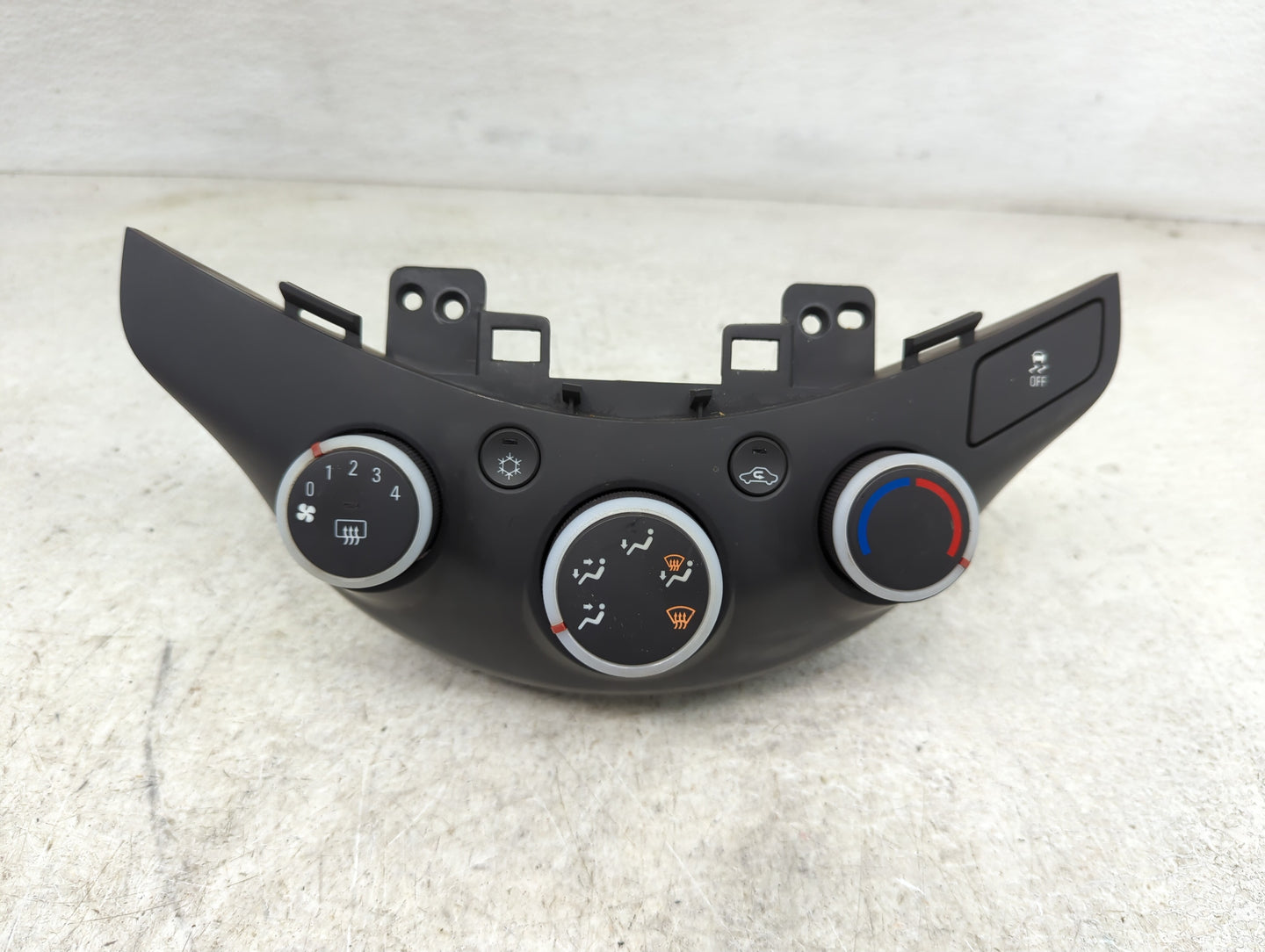 2013-2015 Chevrolet Spark Climate Control Module Temperature AC/Heater Replacement P/N:95390863 Fits Fits 2013 2014 2015 OEM