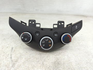 2013-2015 Chevrolet Spark Climate Control Module Temperature AC/Heater Replacement P/N:95390863 Fits Fits 2013 2014 2015 OEM