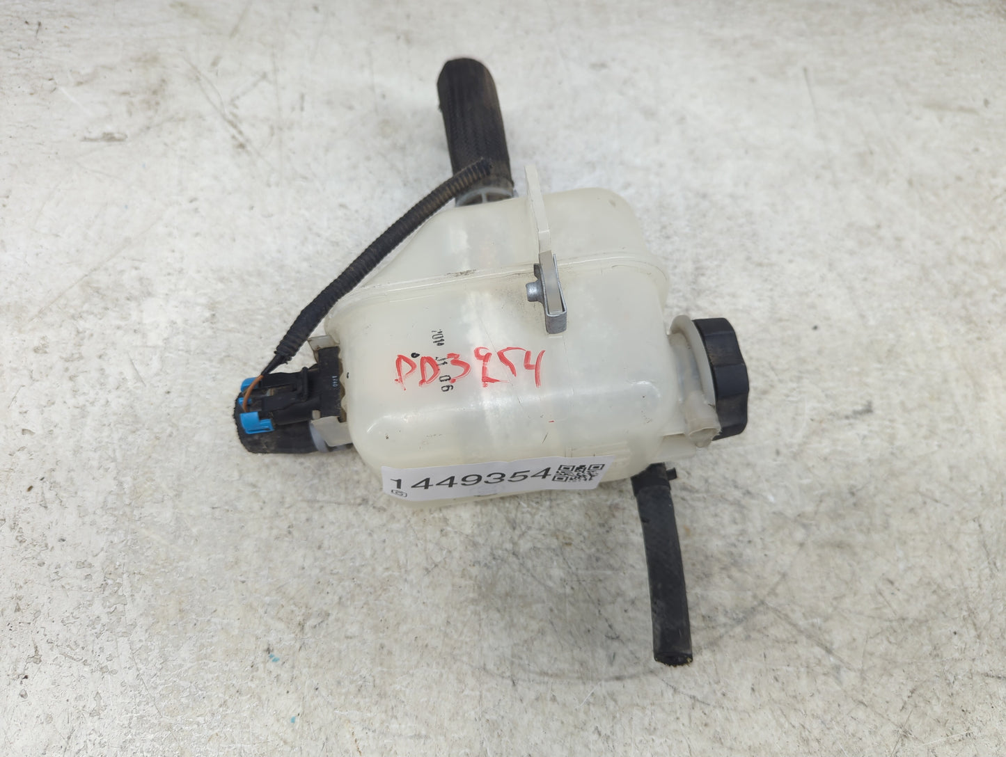 2014 Chevrolet Spark Radiator Coolant Overflow Expansion Tank Bottle - Oemusedautoparts1.com