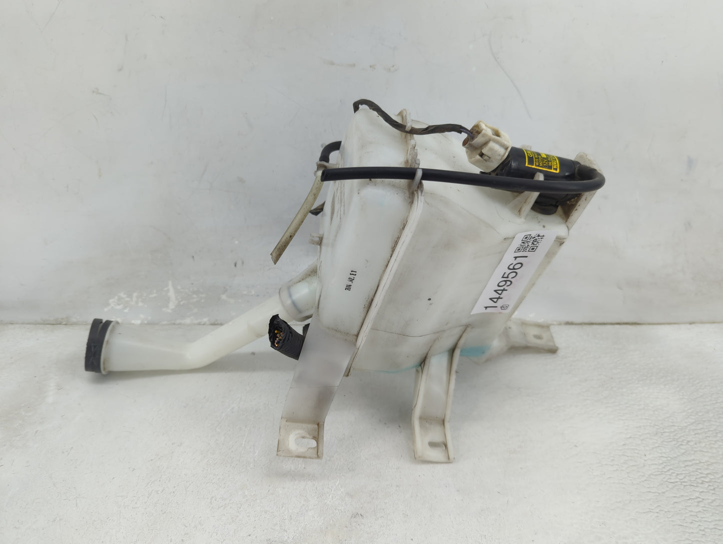 2013-2016 Chevrolet Spark Windshield Washer Fluid Reservoir Bottle Oem - Oemusedautoparts1.com