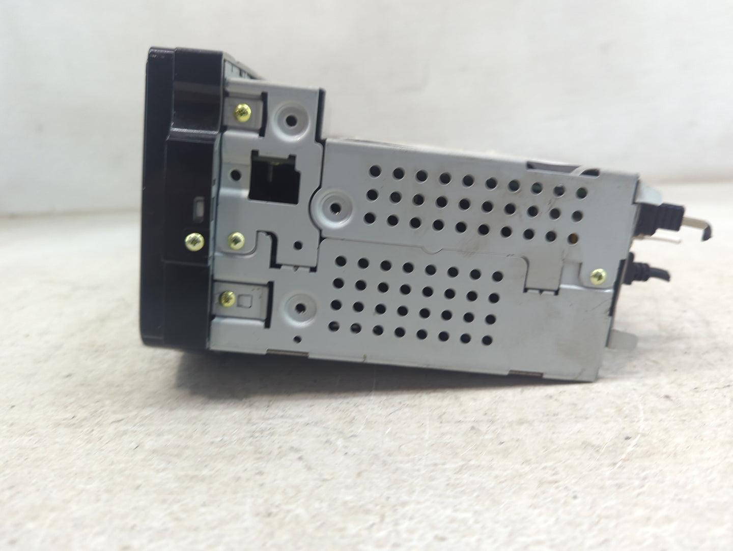 2013-2014 Chevrolet Spark Radio AM FM Cd Player Receiver Replacement P/N:95413353 7310500000000X, 688277334 Fits Fits 2013 2