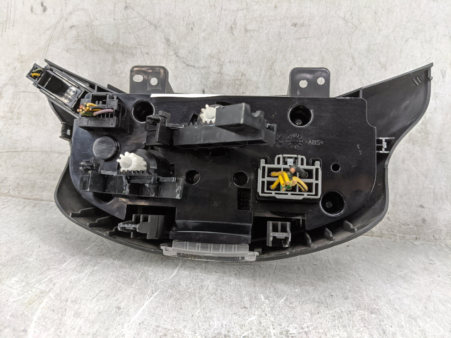 2013-2015 Chevrolet Spark Climate Control Module Temperature AC/Heater Replacement P/N:95390863 08634C170263 Fits OEM Used A