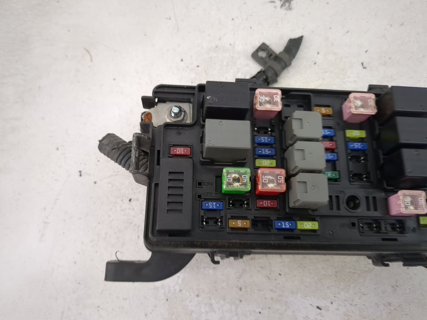 2014 Chevrolet Spark Fusebox Fuse Box Panel Relay Module P/N:95389023 95020946 Fits OEM Used Auto Parts - Oemusedautoparts1.