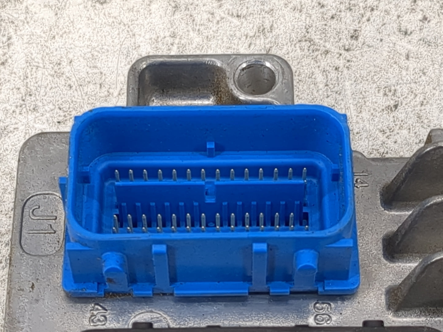 2014-2015 Chevrolet Spark PCM Engine Control Computer ECU ECM PCU OEM P/N:12659574 86ABVXK140900F60 Fits OEM Used Auto Parts
