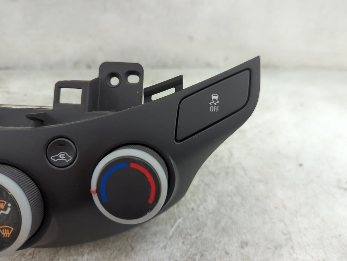 2013-2015 Chevrolet Spark Climate Control Module Temperature AC/Heater Replacement P/N:84053E160904 95088405 Fits OEM Used A