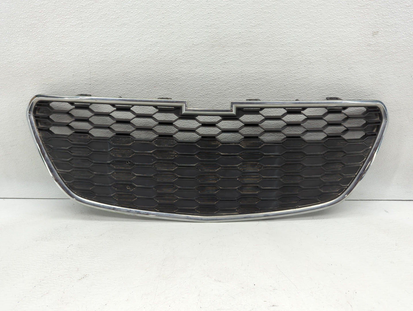 2013-2015 Chevrolet Spark Front Grille Bumper Not Included - Oemusedautoparts1.com