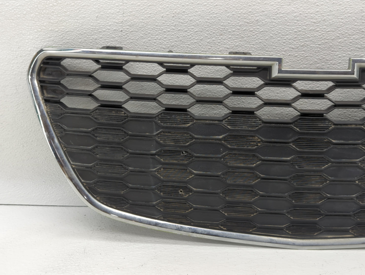2013-2015 Chevrolet Spark Front Grille Bumper Not Included - Oemusedautoparts1.com