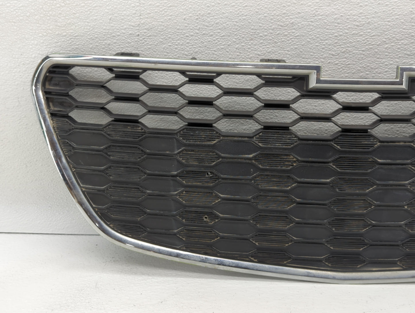 2013-2015 Chevrolet Spark Front Grille Bumper Not Included - Oemusedautoparts1.com