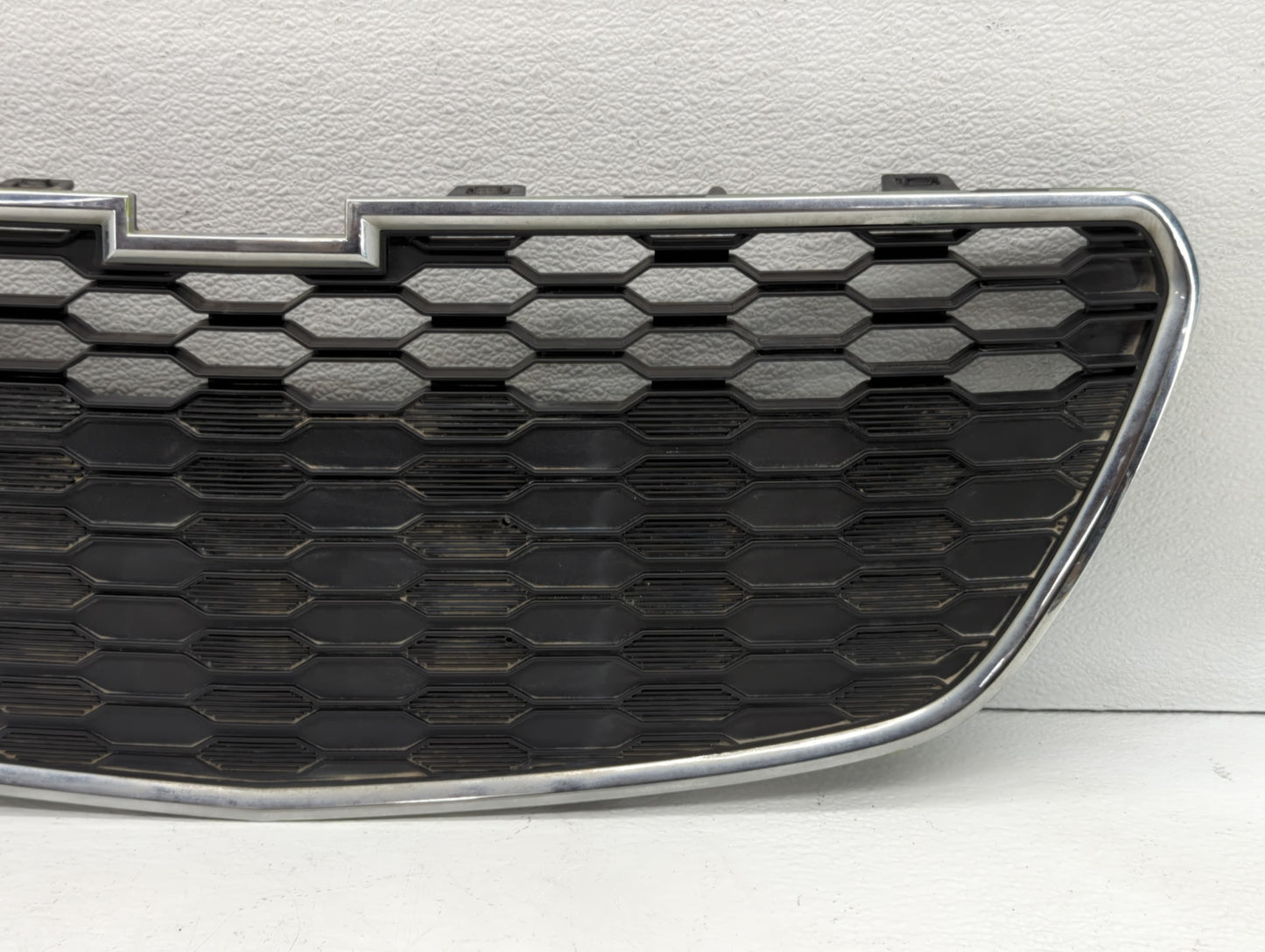 2013-2015 Chevrolet Spark Front Grille Bumper Not Included - Oemusedautoparts1.com
