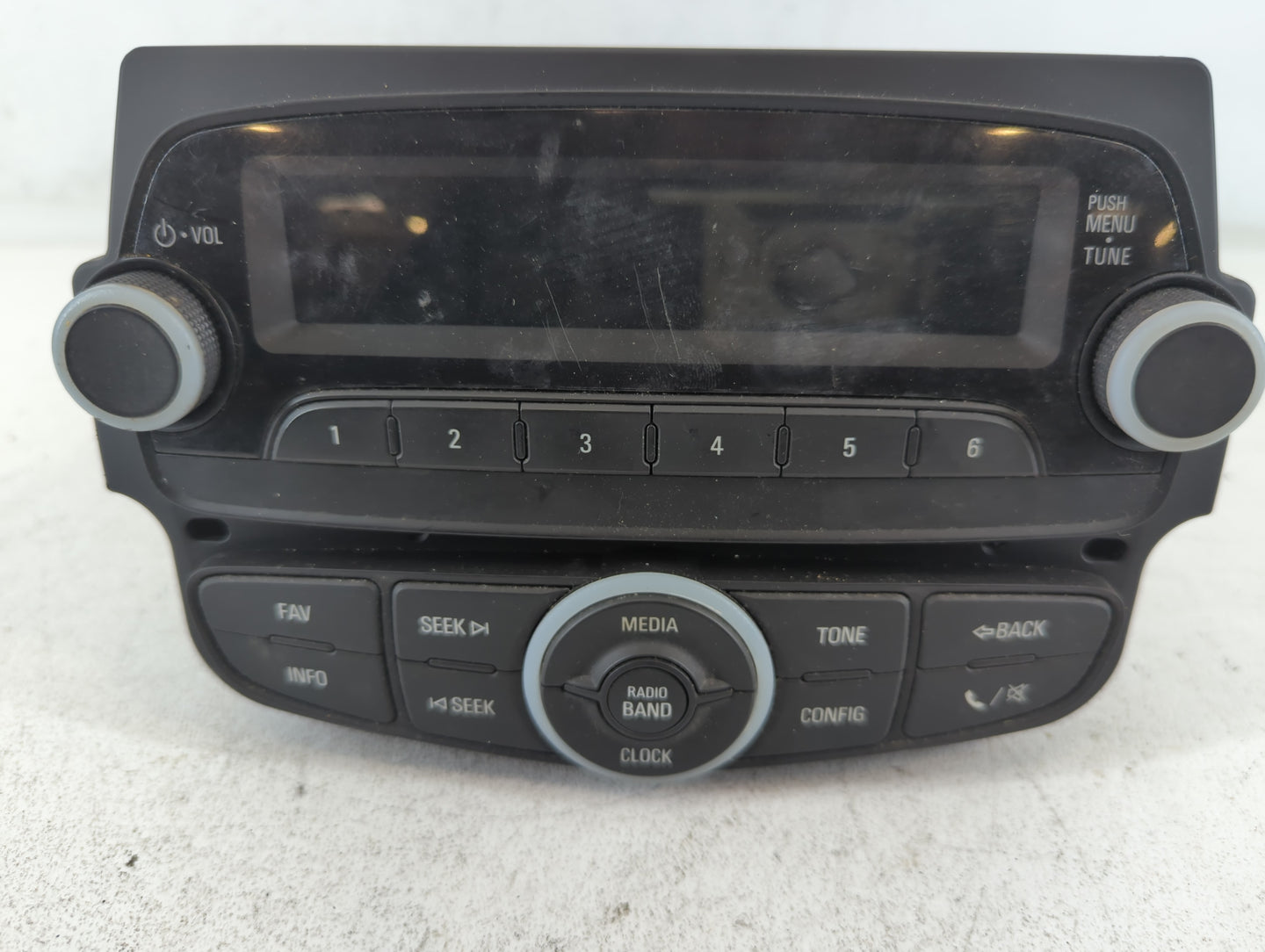 2014-2015 Chevrolet Spark Am Fm Cd Player Radio Receiver - Oemusedautoparts1.com