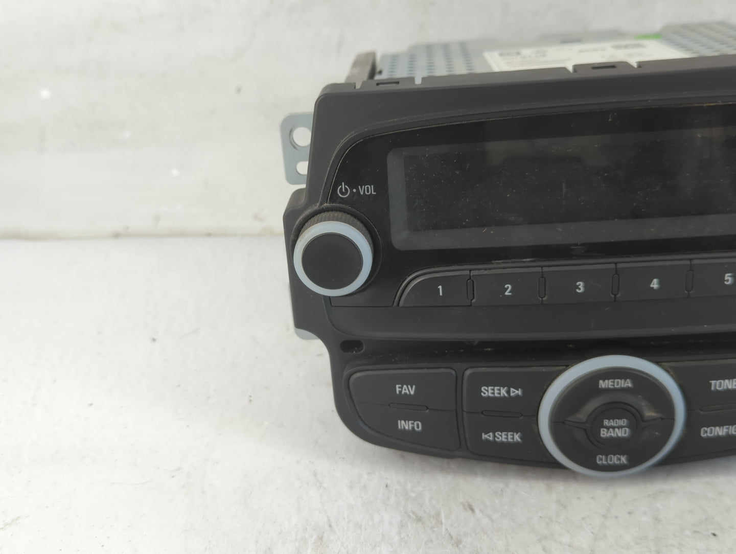 2014-2015 Chevrolet Spark Radio AM FM Cd Player Receiver Replacement P/N:95375119 Fits Fits 2014 2015 OEM Used Auto Parts - 