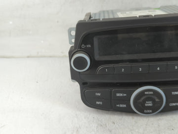 2014-2015 Chevrolet Spark Radio AM FM Cd Player Receiver Replacement P/N:95375119 Fits Fits 2014 2015 OEM Used Auto Parts