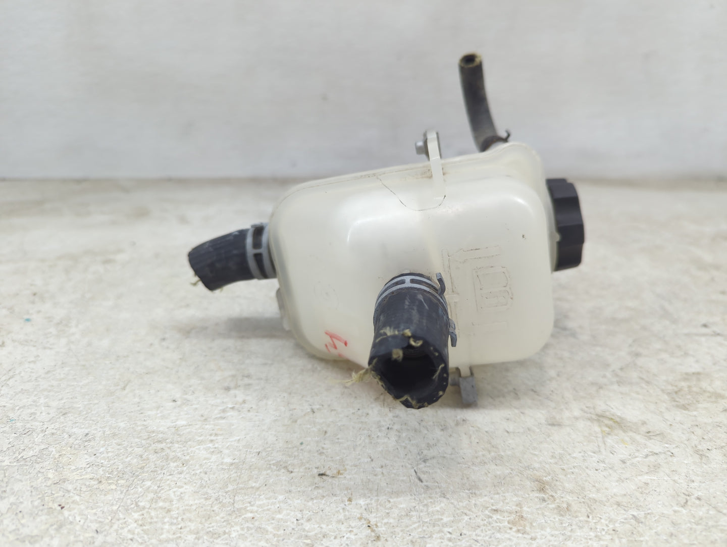 Chevrolet Spark Classic Radiator Coolant Overflow Expansion Tank Bottle - Oemusedautoparts1.com