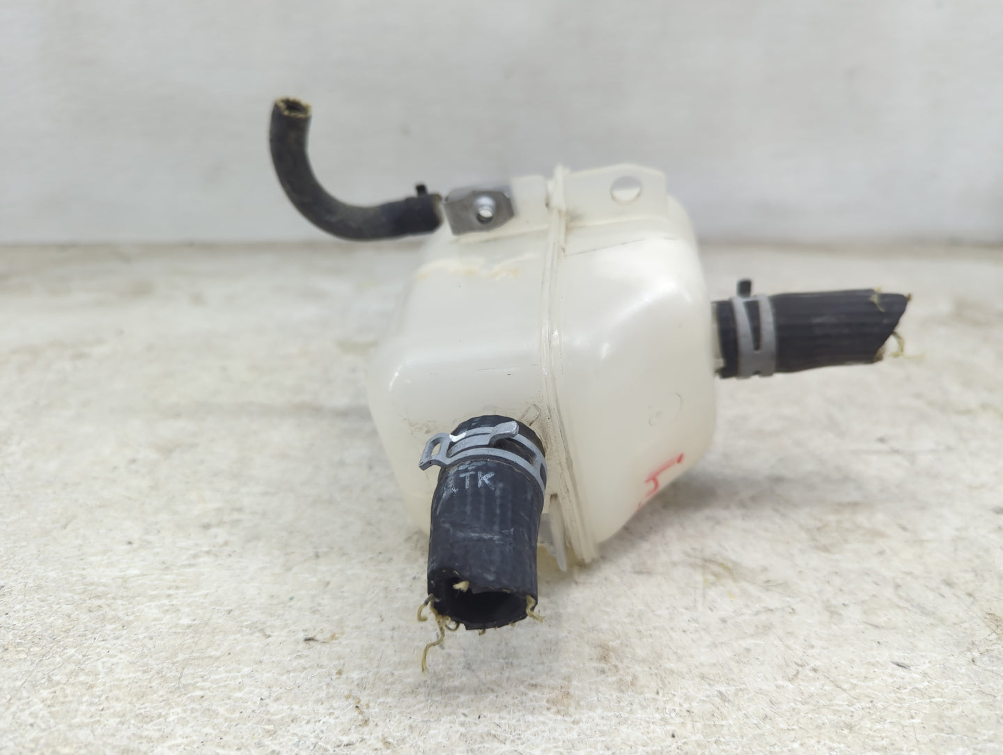 Chevrolet Spark Classic Radiator Coolant Overflow Expansion Tank Bottle - Oemusedautoparts1.com