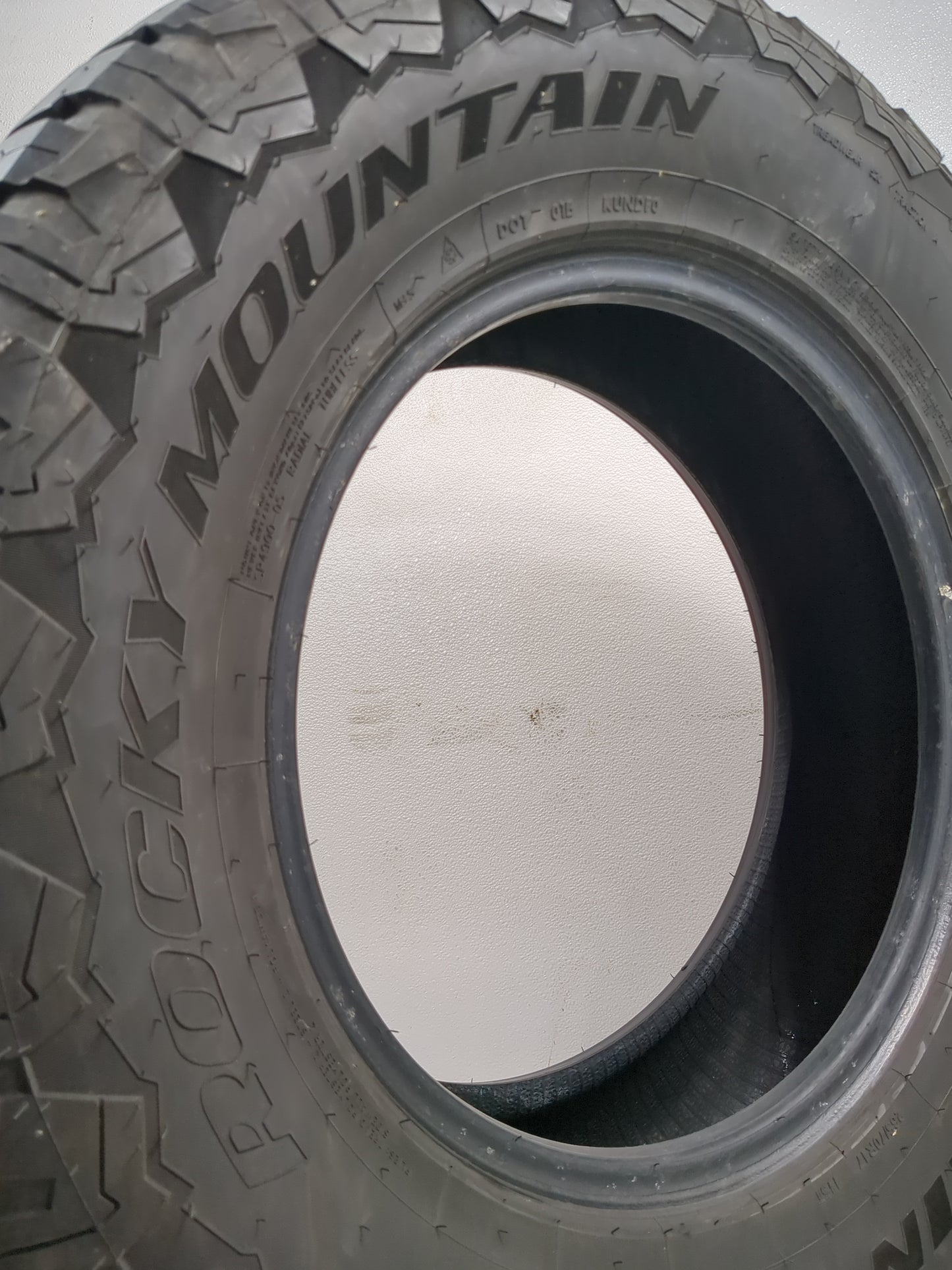 Used Tire 265/70R17 ROCKY MOUNTAIN ALL TERRAIN 115T - Tread Depth 8/32 - Oemusedautoparts1.com