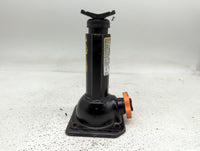 2014 Chevrolet Suburban 1500 Spare Scissor Car Jack 1415614 - Oemusedautoparts1.com