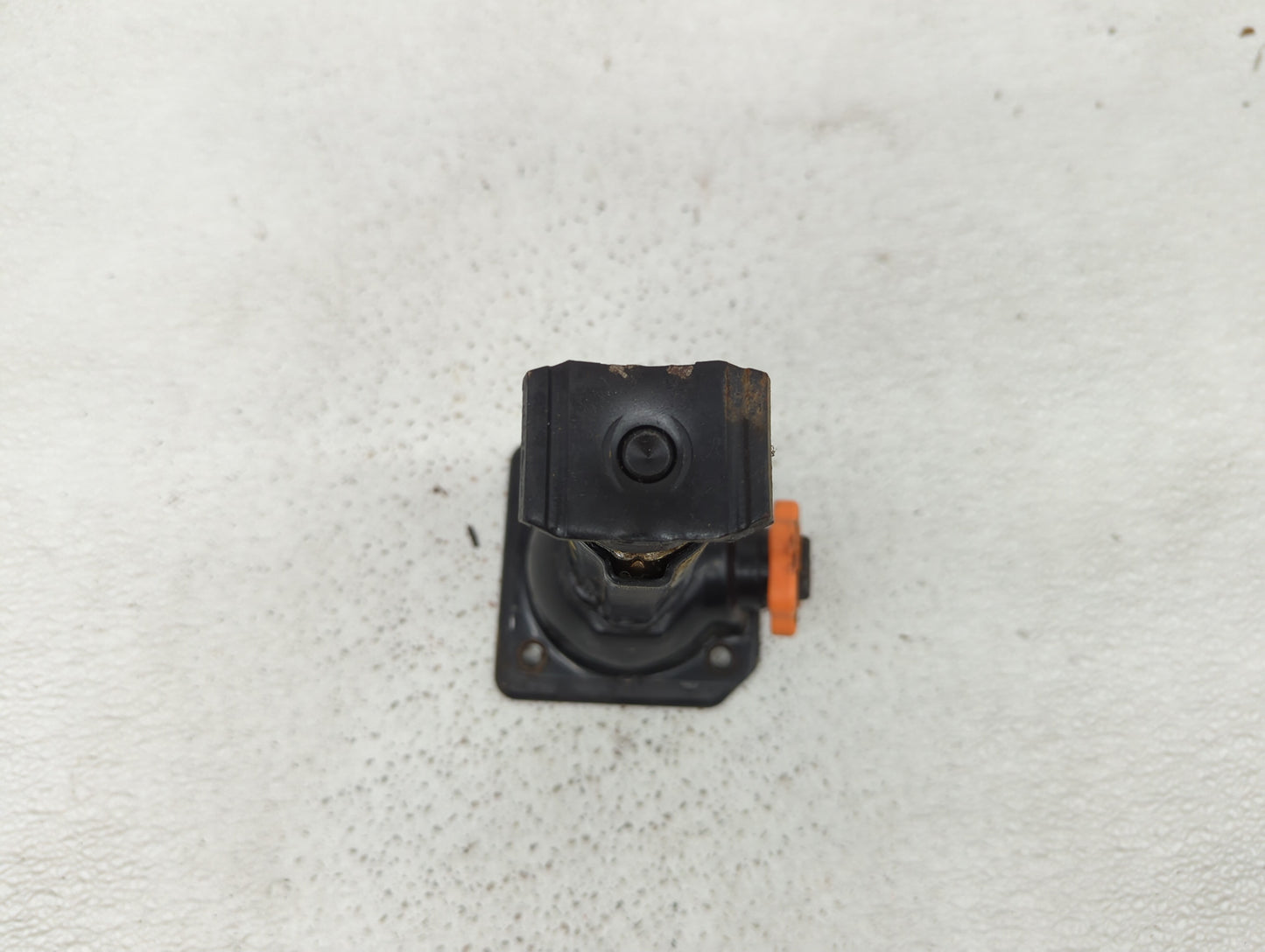 2014 Chevrolet Suburban 1500 Spare Scissor Car Jack - Oemusedautoparts1.com