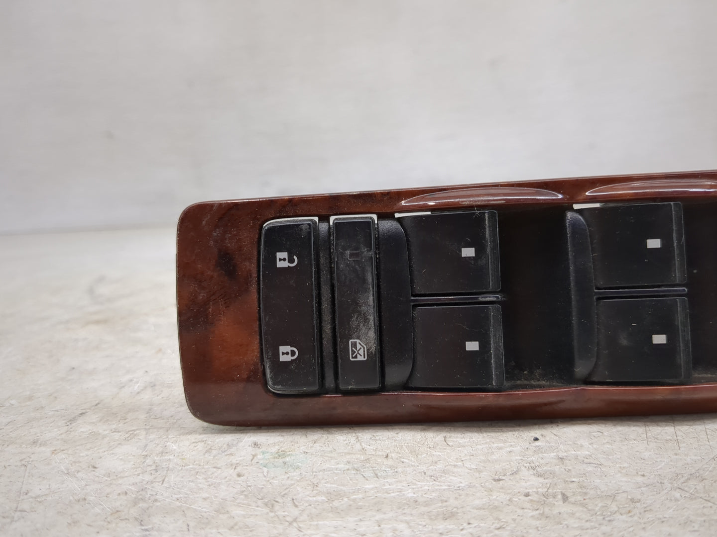 2014 Chevrolet Suburban 1500 Master Power Window Switch Replacement Driver Side Left P/N:20835553AD Fits OEM Used Auto Parts