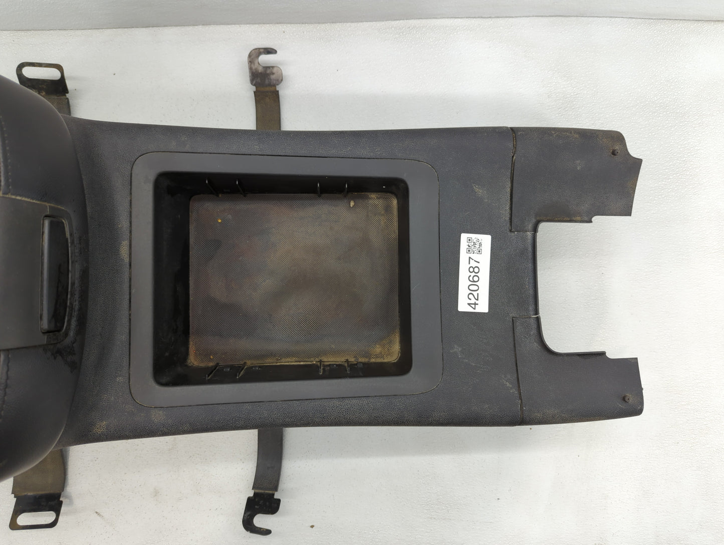 2009 Chevrolet Suburban 1500 Overhead Roof Console Interior Dome Light - Oemusedautoparts1.com