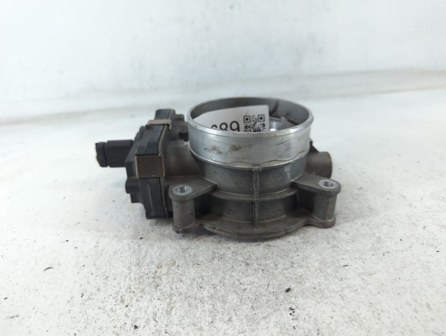 2014 Chevrolet Suburban 1500 Throttle Body P/N:12617792 Fits Fits 2015 2016 2017 2018 2019 2020 2021 2022 OEM Used Auto Part
