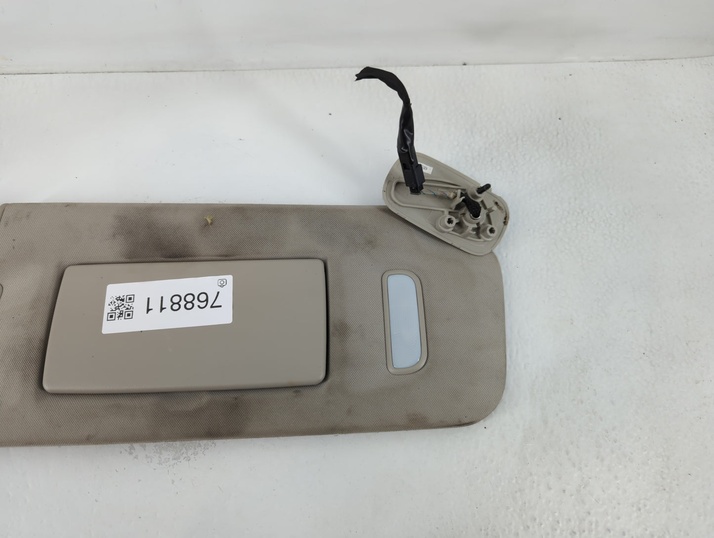 2007-2014 Chevrolet Suburban 1500 Sun Visor Shade Replacement Passenger Right Mirror Fits OEM Used Auto Parts - Oemusedautop