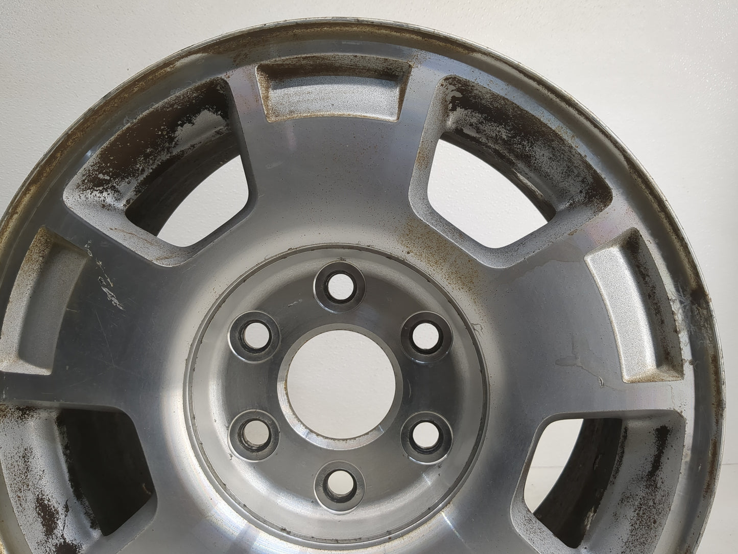 2007-2014 Chevrolet Tahoe Oem Wheel Rim 1145991 - Oemusedautoparts1.com