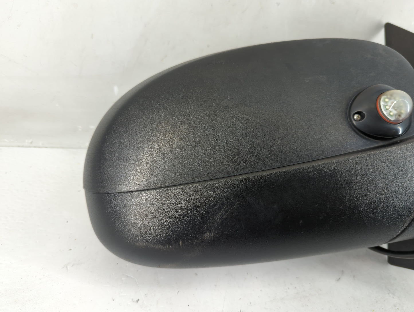 2007-2014 Chevrolet Tahoe Passenger Side View Mirror - Right Door Mirror OEM Used - Oemusedautoparts1.com