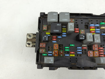 2010-2014 Chevrolet Tahoe Fusebox Fuse Box Panel Relay Module P/N:22798215 Fits Fits 2010 2011 2012 2013 2014 OEM Used Auto Parts