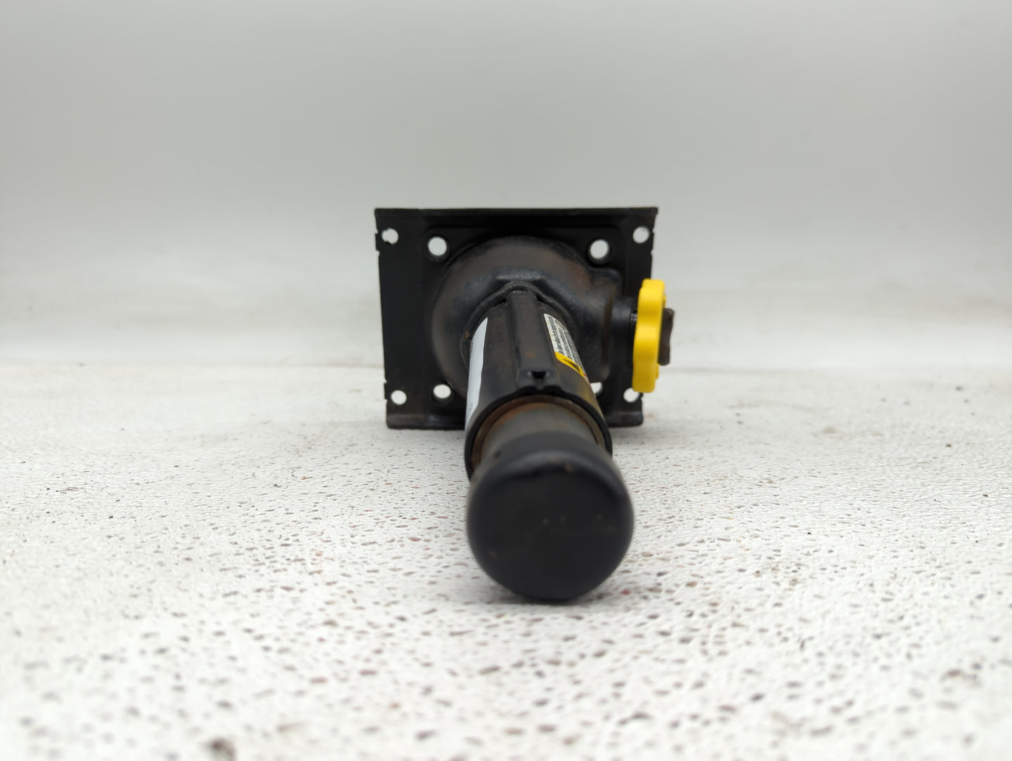 2014 Chevrolet Tahoe Spare Scissor Car Jack - Oemusedautoparts1.com
