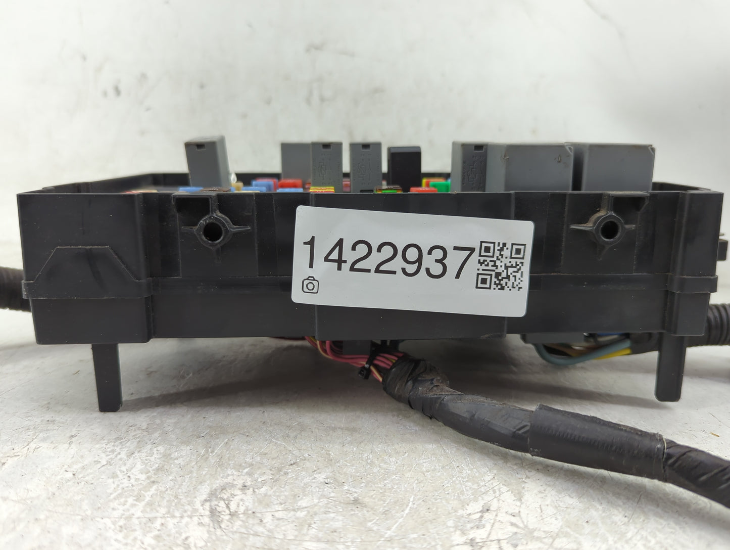 2010-2014 Chevrolet Tahoe Fusebox Fuse Box Panel Relay Module P/N:22798217 N1 Fits Fits 2010 2011 2012 2013 2014 OEM Used Au