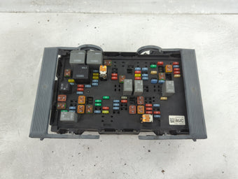 compare product 2010-2014 Chevrolet Tahoe Fusebox Fuse Box Panel Relay Module P/N:22798217 01 25905681-03 Fits Fits 2010 2011 2012 2013 2014 OEM Used Auto Parts