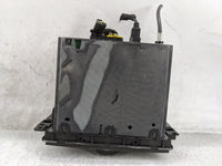 2007-2014 Chevrolet Tahoe Radio AM FM Cd Player Receiver Replacement P/N:20934593 28256335 Fits OEM Used Auto Parts - Oemuse
