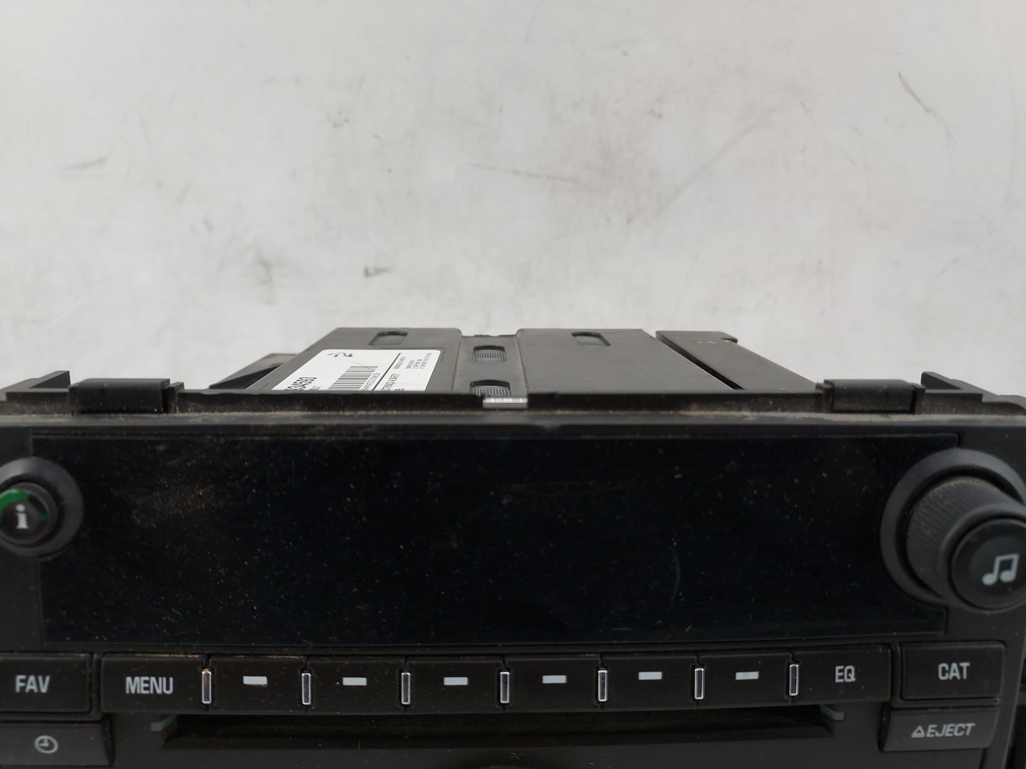 2010-2014 Chevrolet Tahoe Radio AM FM Cd Player Receiver Replacement P/N:20934593 28256335 Fits OEM Used Auto Parts - Oemuse