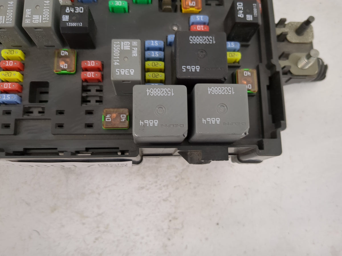2010-2014 Chevrolet Tahoe Fusebox Fuse Box Panel Relay Module P/N:22798217 Fits Fits 2010 2011 2012 2013 2014 OEM Used Auto 