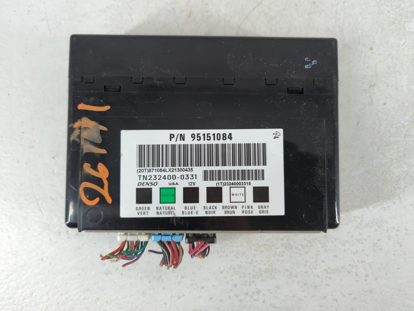 2012-2014 Chevrolet Tahoe Body Control Module Bcm Inner Cabin Fuse Box - Oemusedautoparts1.com