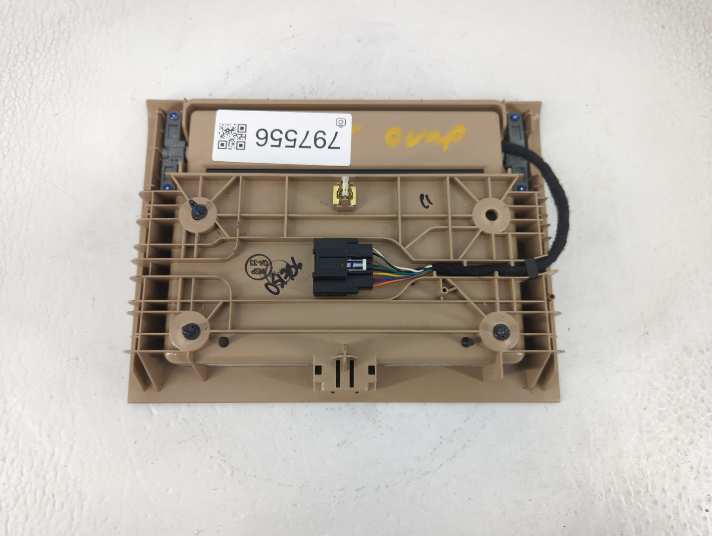 2012-2014 Chevrolet Tahoe Overhead Roof Console 797556 - Oemusedautoparts1.com