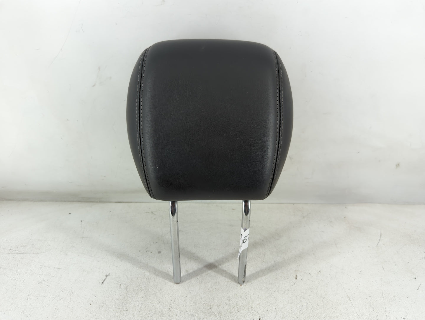 2014 Chevrolet Traverse Headrest Head Rest Front Driver Passenger Seat Fits OEM Used Auto Parts - Oemusedautoparts1.com